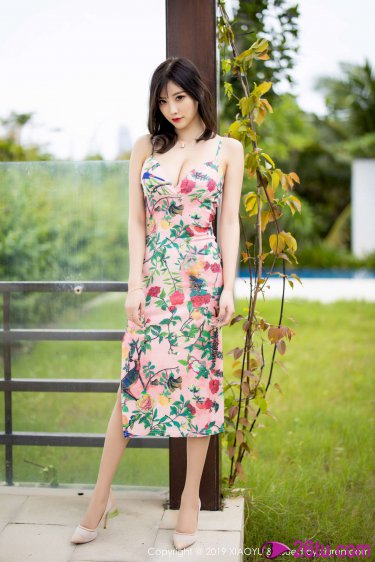 朋友的丰满人妻HD中文